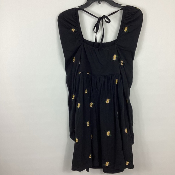 ASOS Design Embroidered Floral Dress Size 4 - Picture 3 of 8